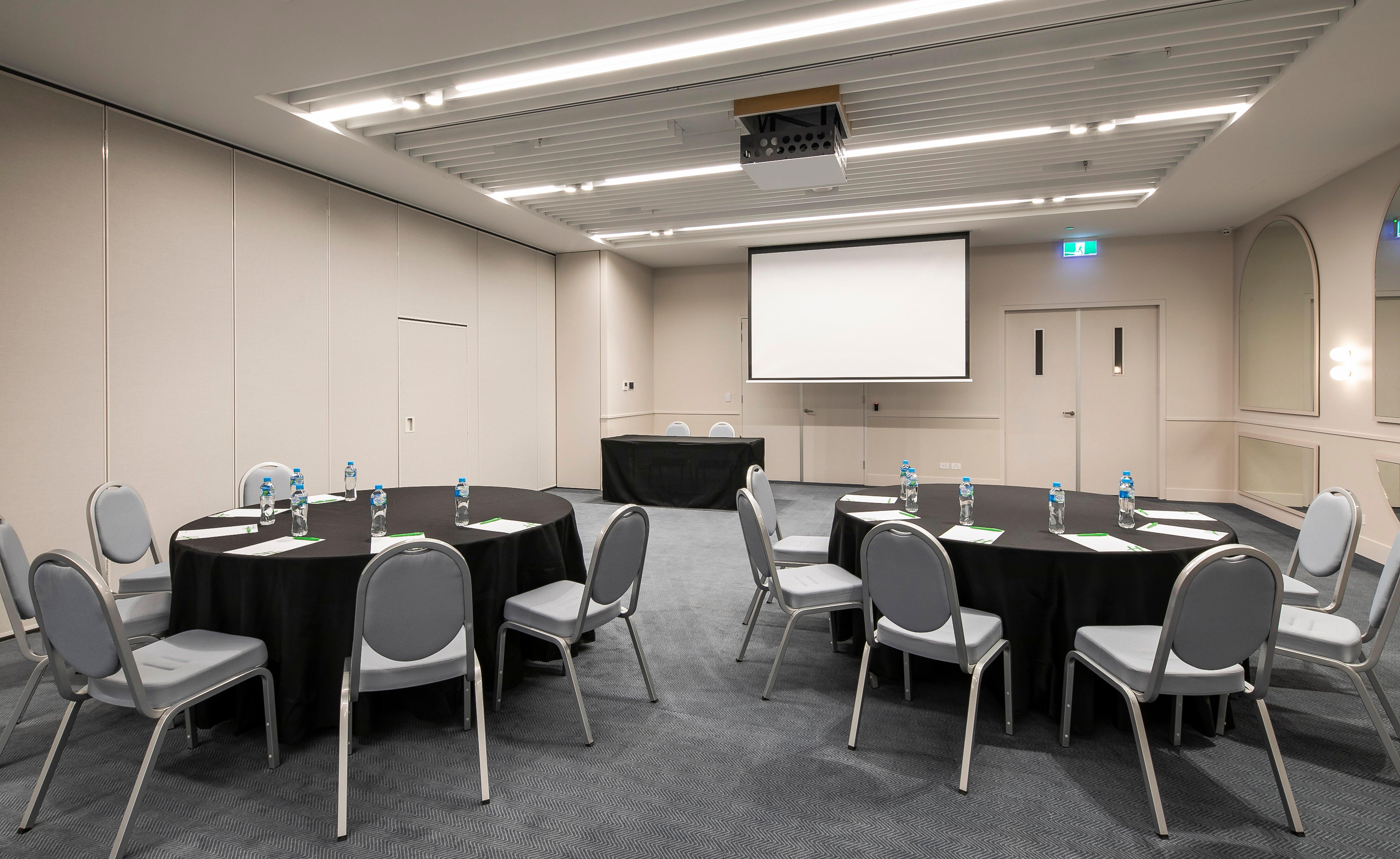 Holiday Inn Werribee By Ihg Exterior foto